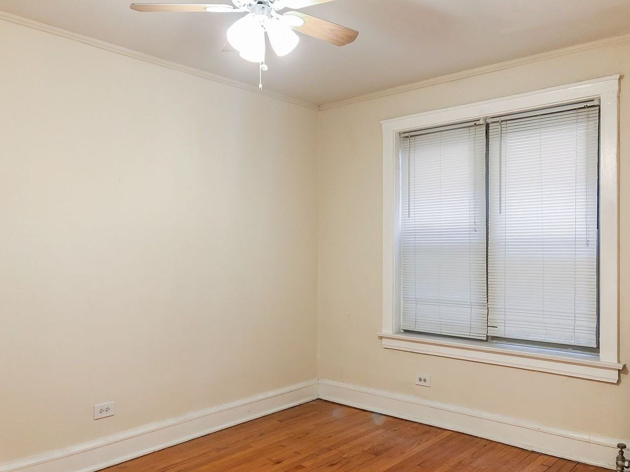 W Berteau Ave #1 - Photo 2 of 14