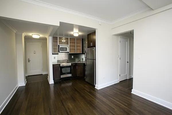 235 W End Ave #406 - Photo 2 of 8