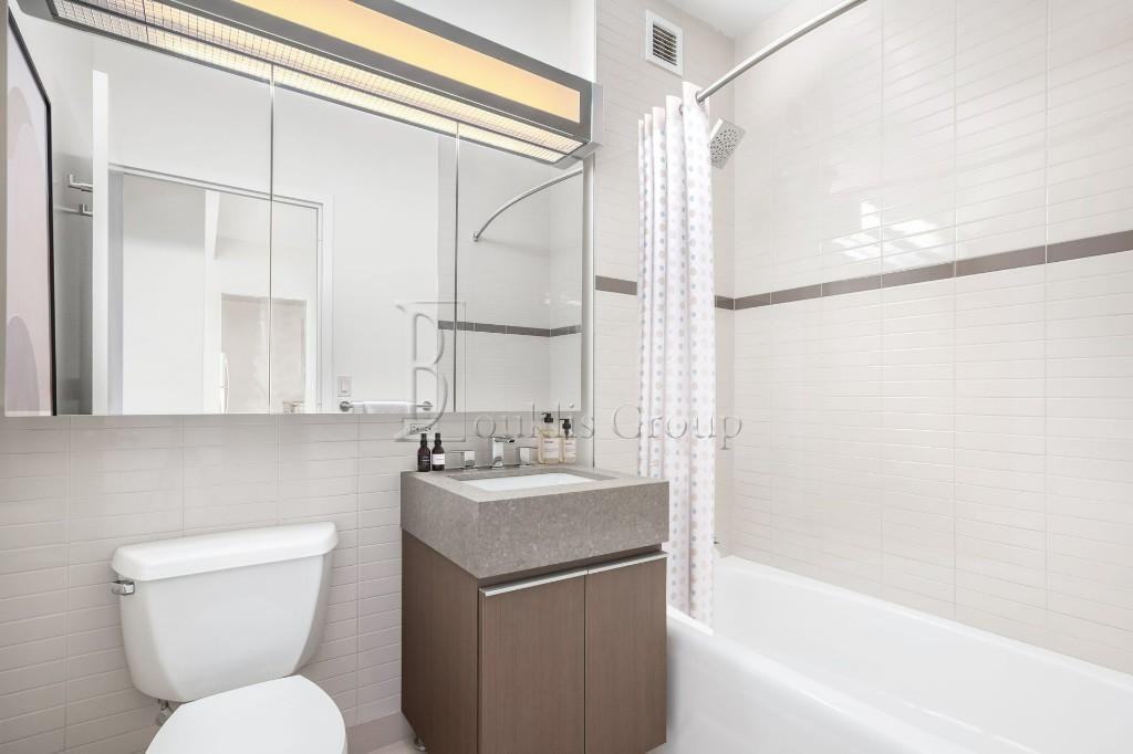 21 West St #27B - Photo 6 of 6