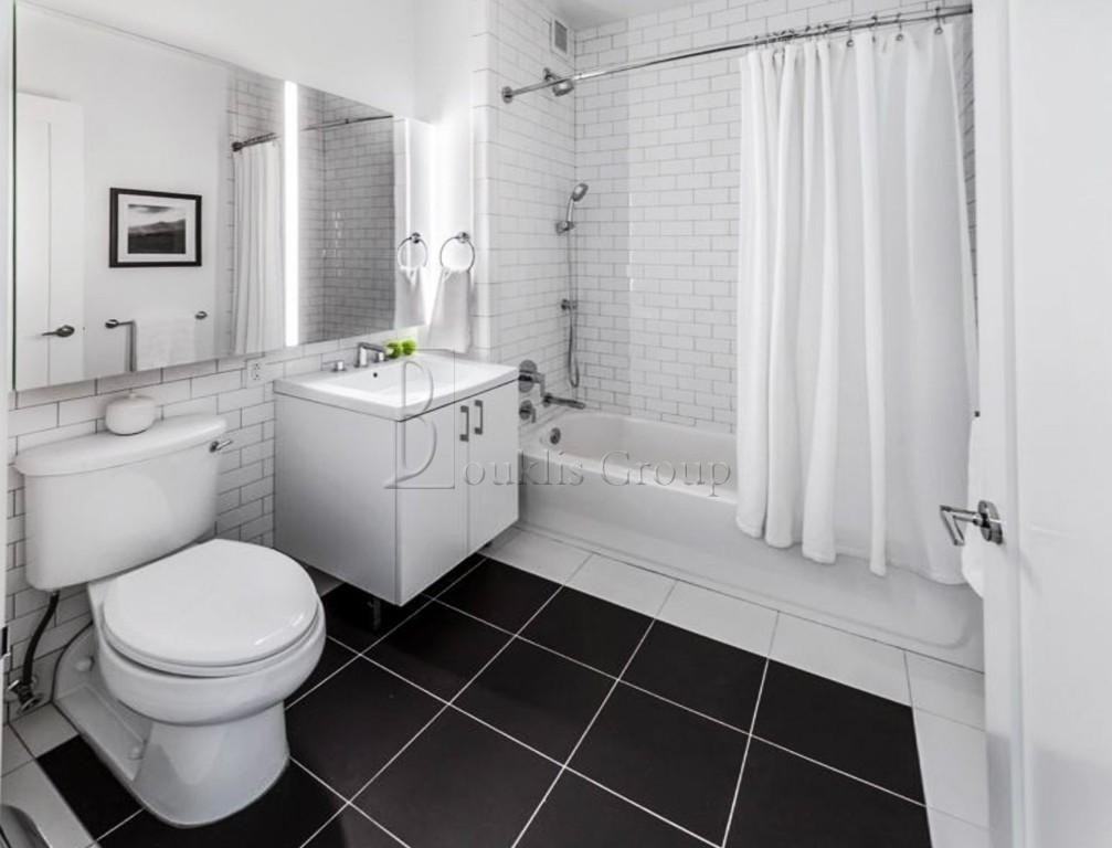 70 Pine St #1310 - Photo 2 of 4