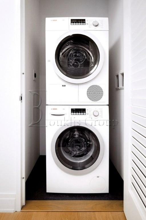 70 Pine St #1310 - Photo 3 of 4