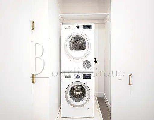 1 West St #1906 - Photo 5 of 7