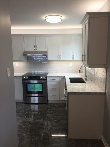 21 Keewatin Cres - Photo 4 of 16