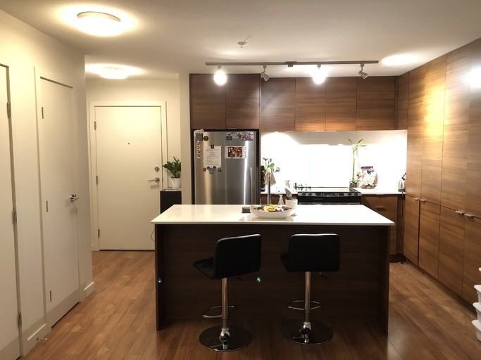 1679 Lloyd Ave #305 - Photo 2 of 12