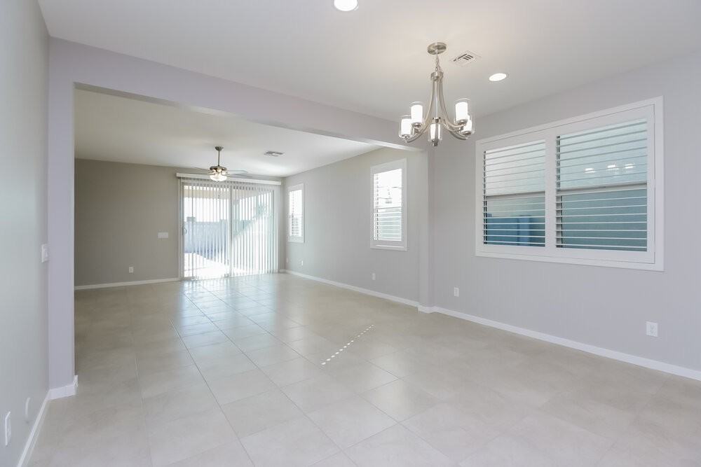 36083 N Urika Dr - Photo 4 of 16