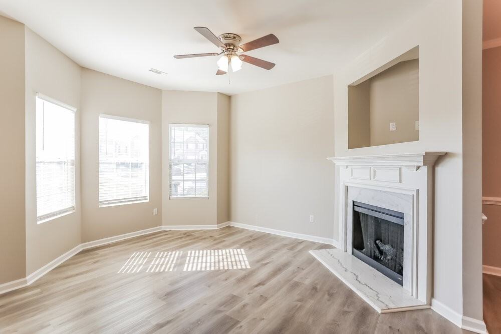 5480 Sierra Trl - Photo 4 of 17