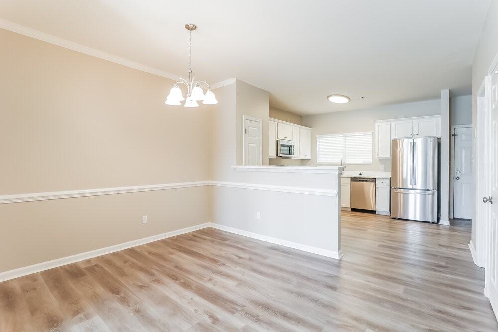 5480 Sierra Trl - Photo 6 of 17