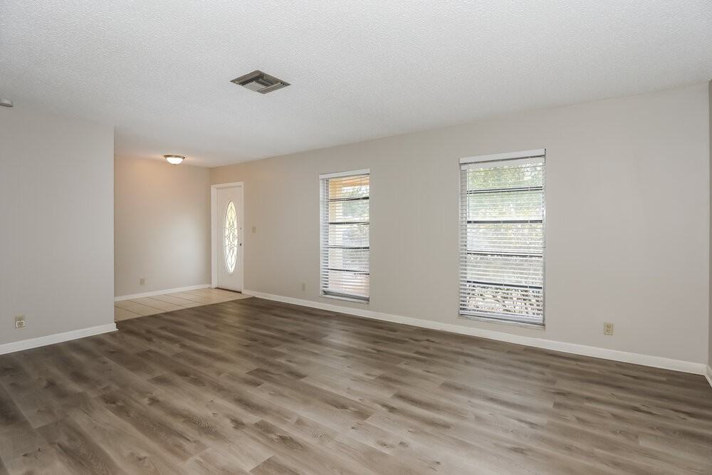 11799 Nw 26th St - Photo 5 of 16