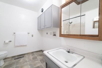 1823 21st St #1 - Photo 4 of 17