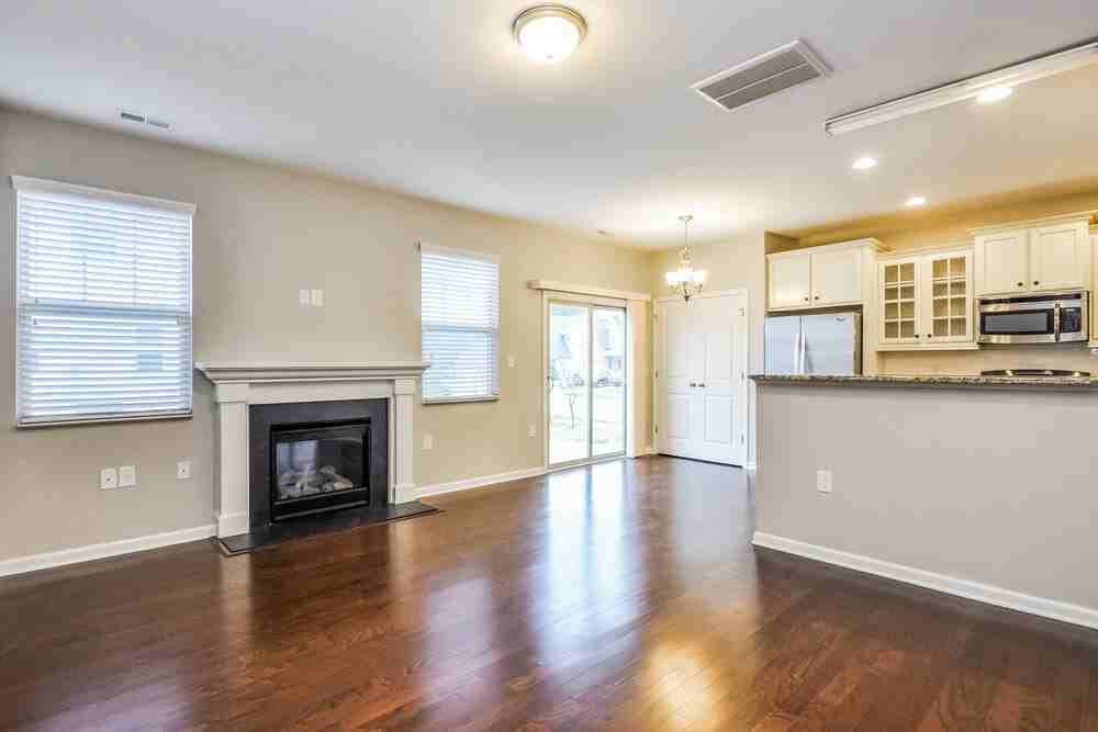 600 Lavenham Ln - Photo 2 of 15