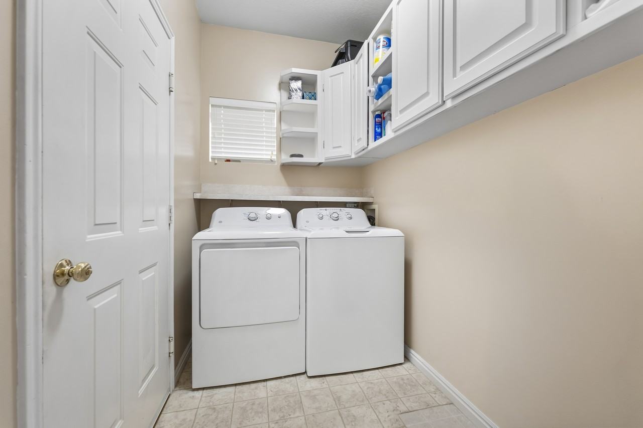 918 E 1375 N #1 - Photo 4 of 11