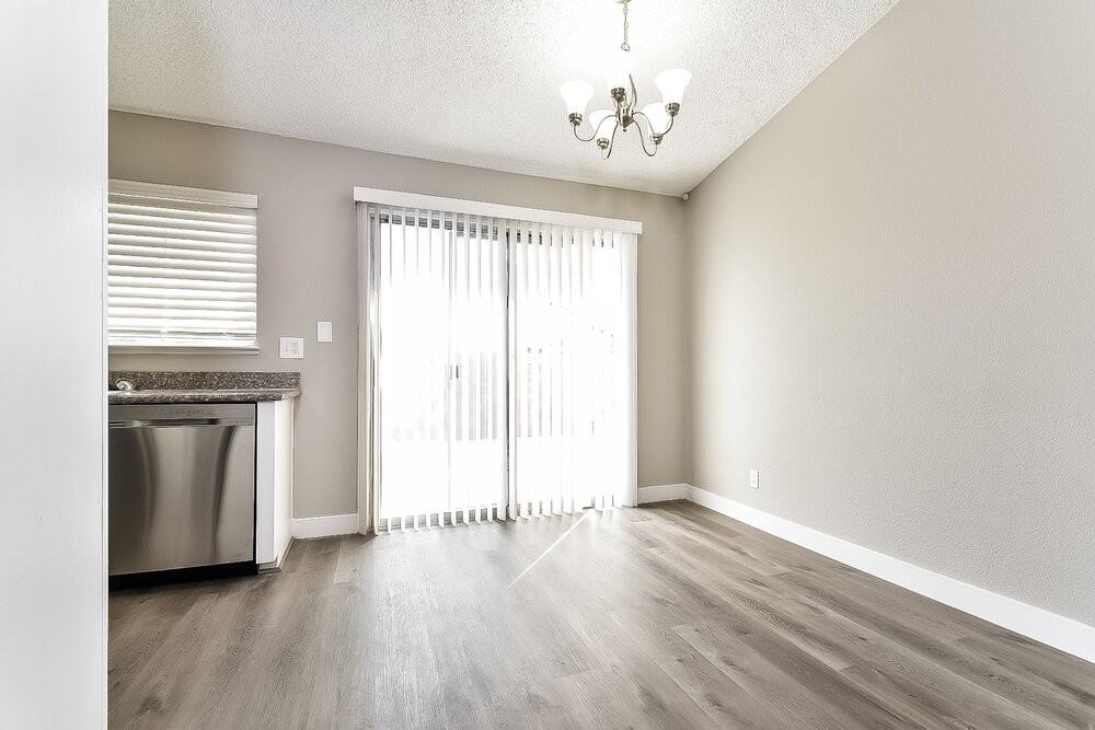 4361 Faberge Ave - Photo 5 of 15