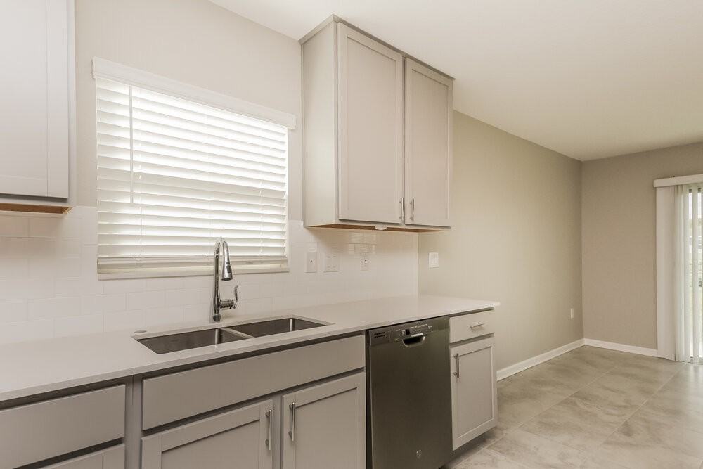 4419 Bluff Oak Loop - Photo 7 of 16