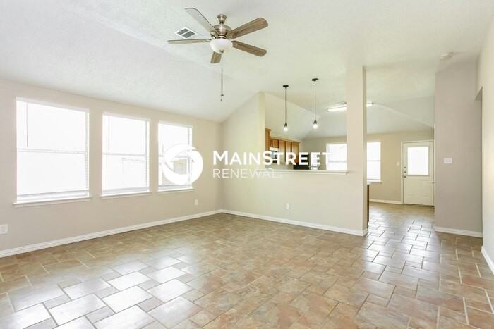 539 Chestnut Trl - Photo 5 of 16