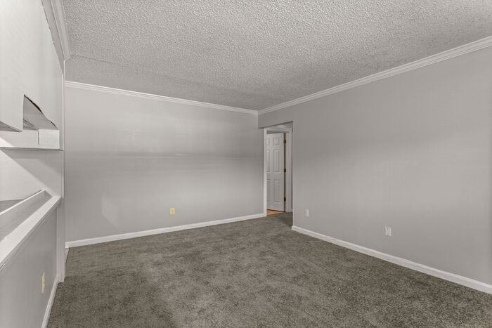 21641 Hillside Dr #3D - Photo 3 of 16