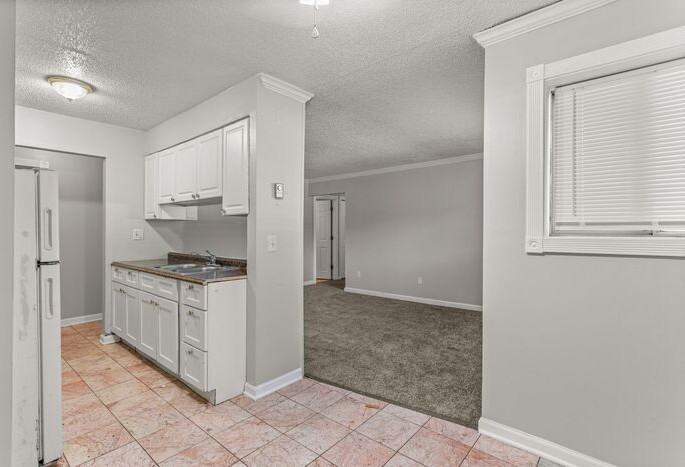 21641 Hillside Dr #3D - Photo 5 of 16