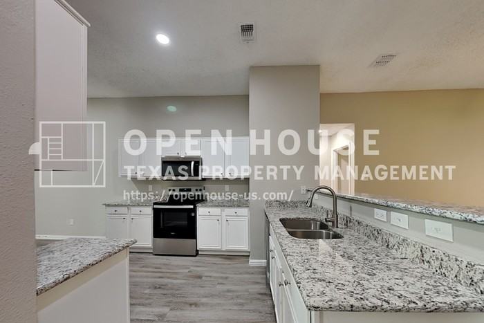 1020 Mckavett Dr - Photo 6 of 23