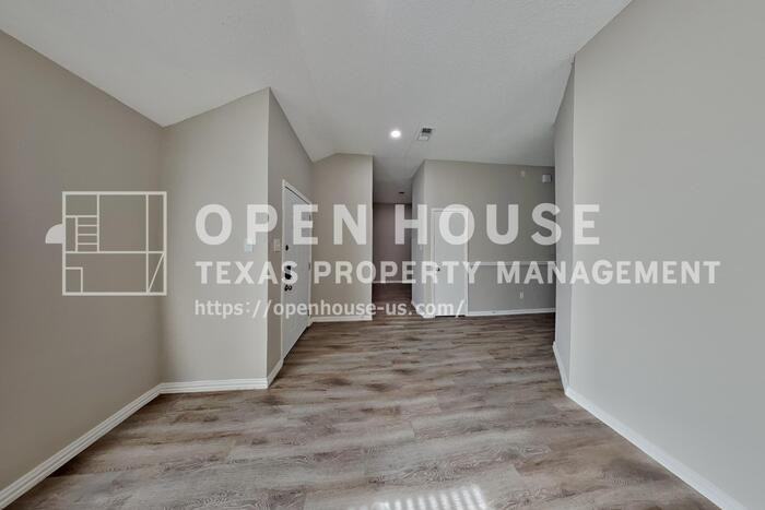 1020 Mckavett Dr - Photo 7 of 23