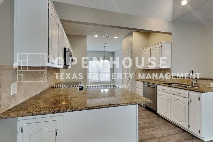 4 Chisos Ct - Photo 7 of 21