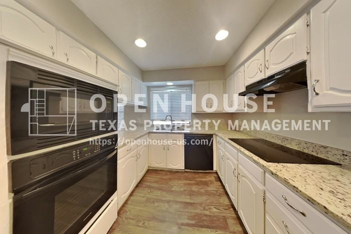 3609 Hialeah Dr - Photo 6 of 21