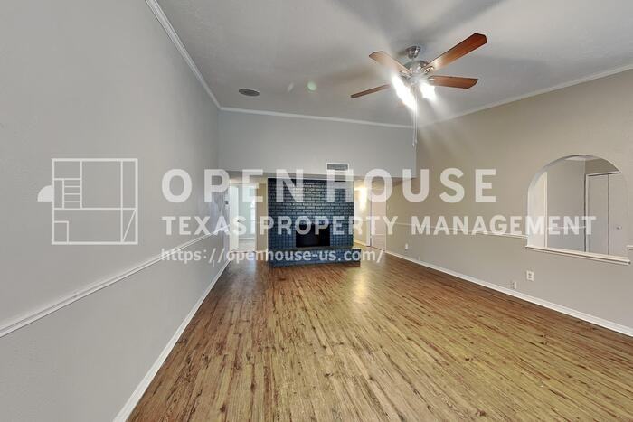 1408 Vanderbilt Dr - Photo 4 of 20