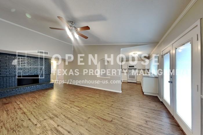 1408 Vanderbilt Dr - Photo 6 of 20