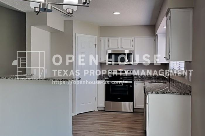 3933 18th St - Photo 6 of 22