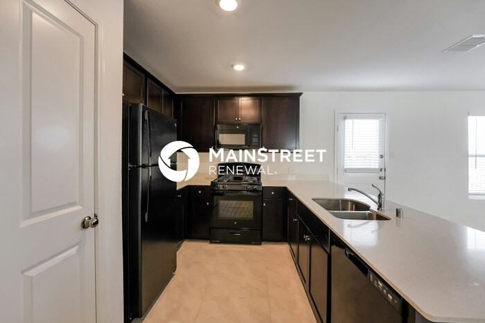 2418 Great Belt Blvd - Photo 5 of 15