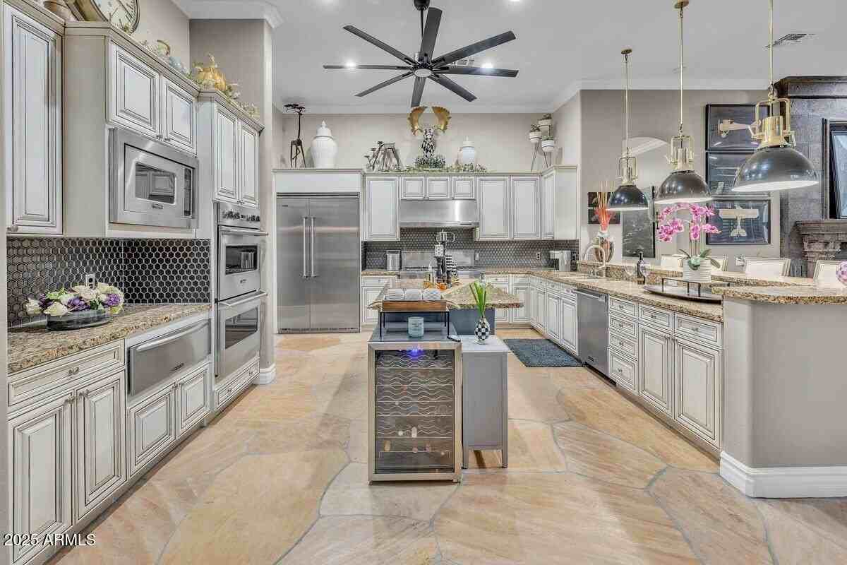 3452 E Jaeger Cir - Photo 6 of 50