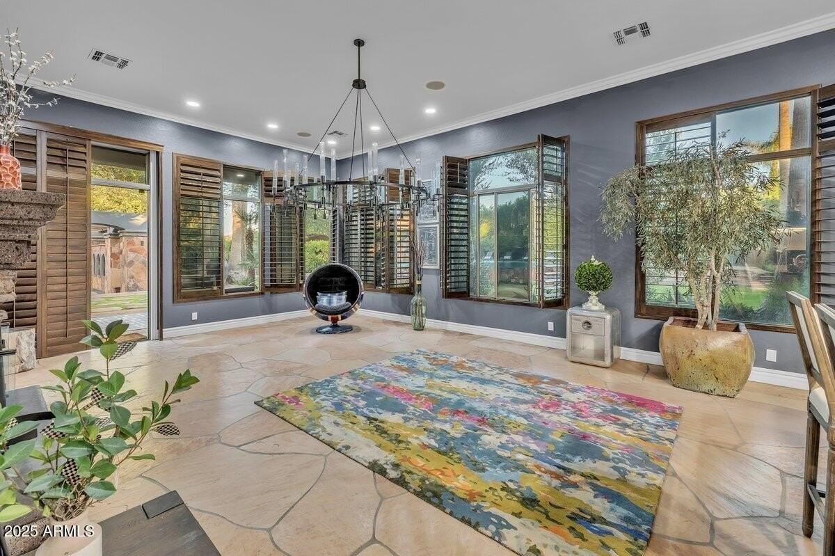 3452 E Jaeger Cir - Photo 7 of 50