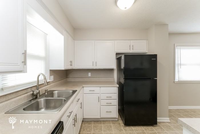 11016 E 51st St - Photo 6 of 16