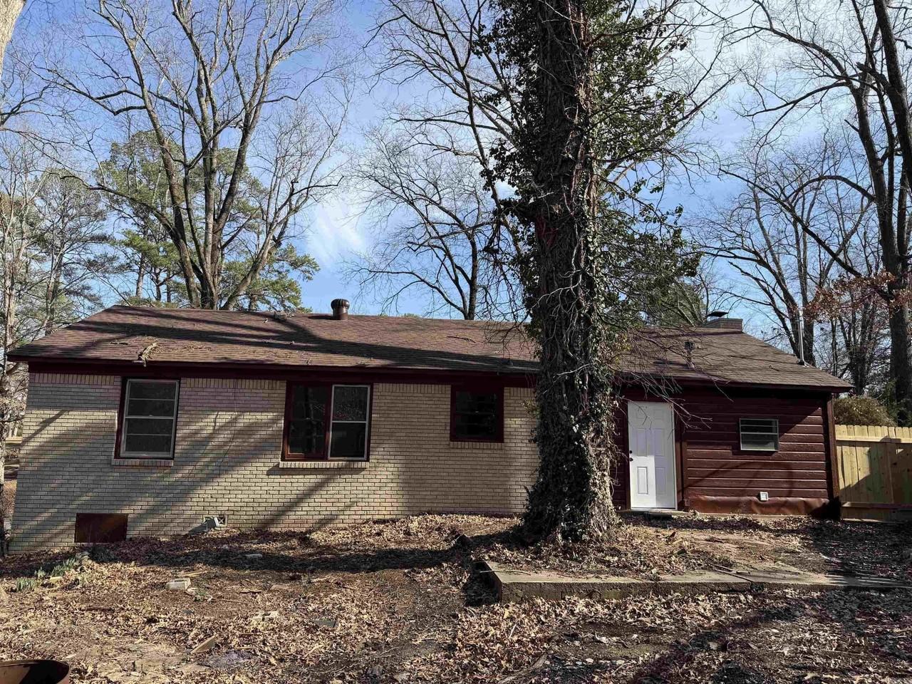 5214 Western Hills Ave - Photo 4 of 26