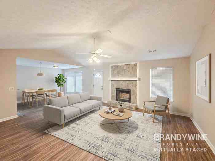 2900 Rosecommons Dr - Photo 3 of 22