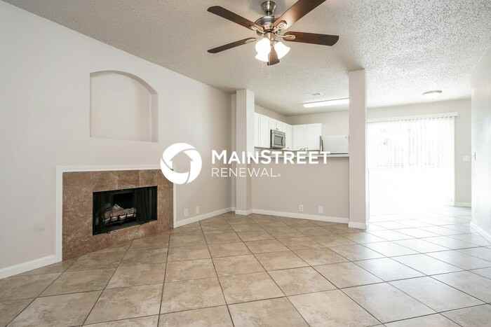 1912 Berkeley Dr - Photo 3 of 18