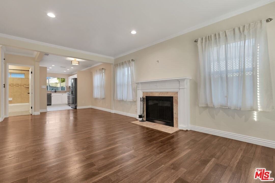 6677 W 88th St - Photo 3 of 23