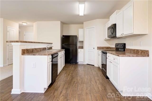 6736 Jerimoth Dr - Photo 6 of 12