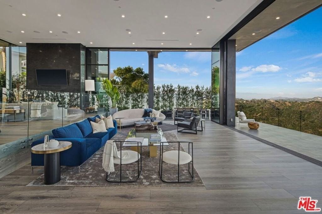 2304 1/2 Donella Cir - Photo 5 of 35