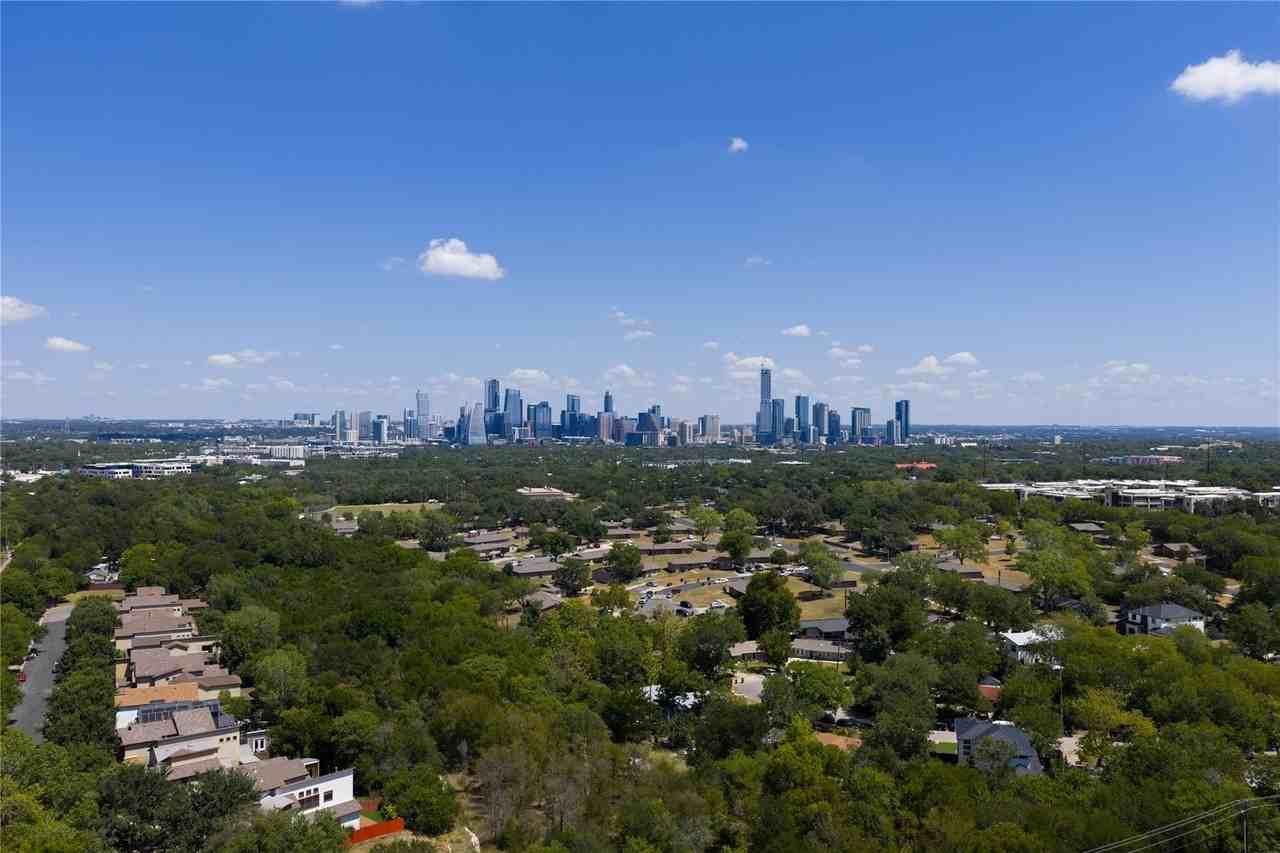 3112 Corbin Ln - Photo 2 of 23