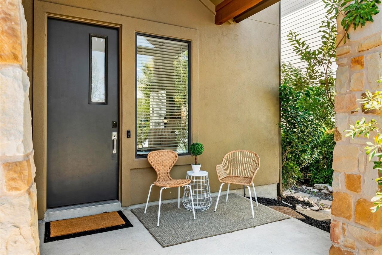 3112 Corbin Ln - Photo 3 of 23