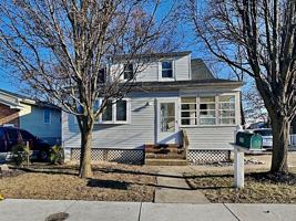 featured image of 101 Oak Ave