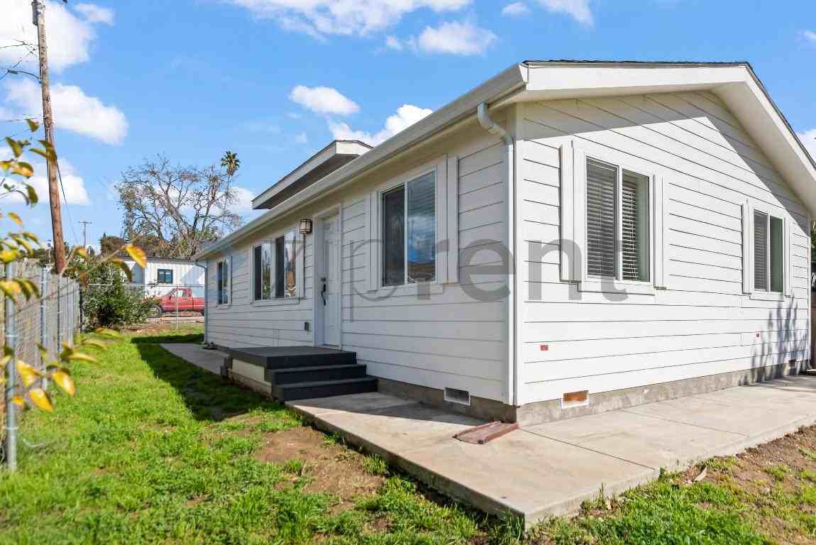 2838 Romagnolo St #A - Photo 4 of 26