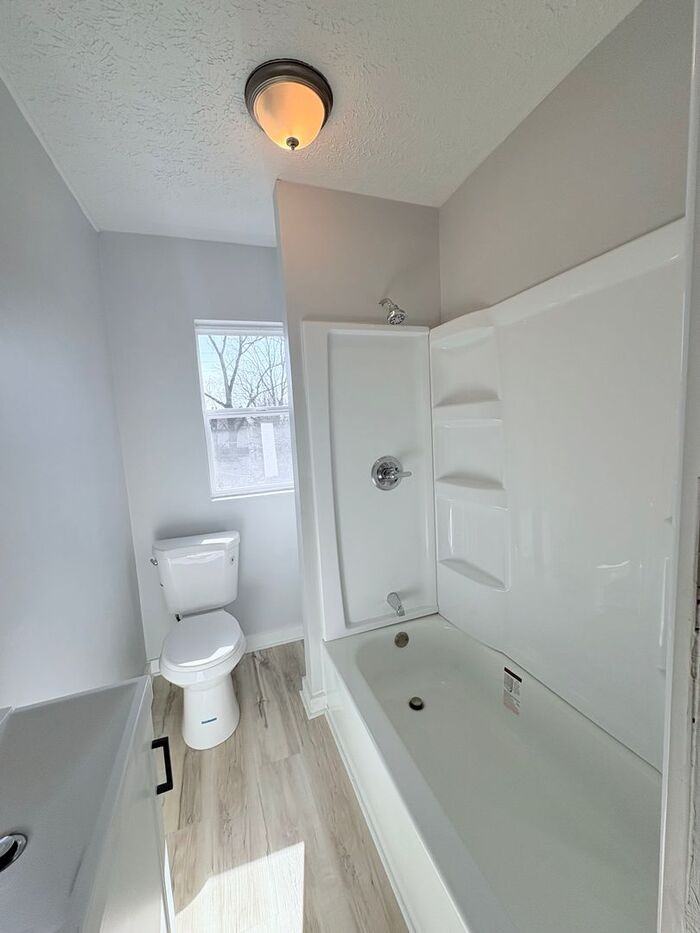 1029 E 17th Ave - Photo 7 of 9