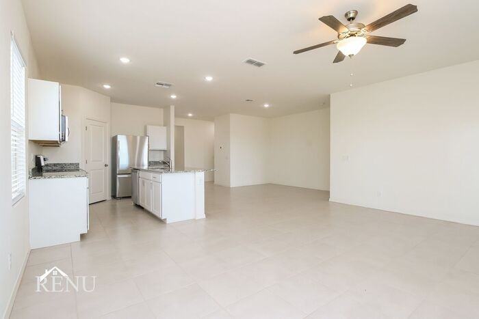 18392 N Los Gabrieles Way - Photo 7 of 24