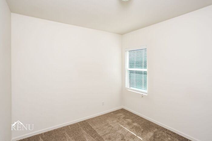 509 London Dr - Photo 6 of 38