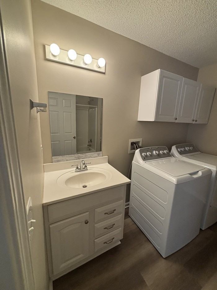 164 W Hampton St #164 - Photo 4 of 25