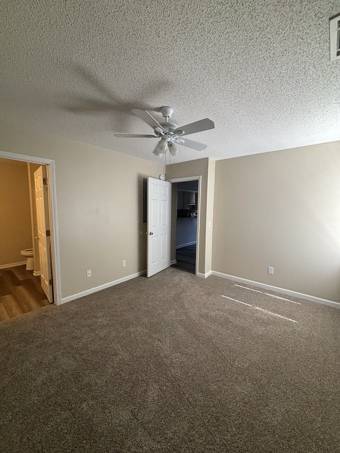 164 W Hampton St #164 - Photo 6 of 25