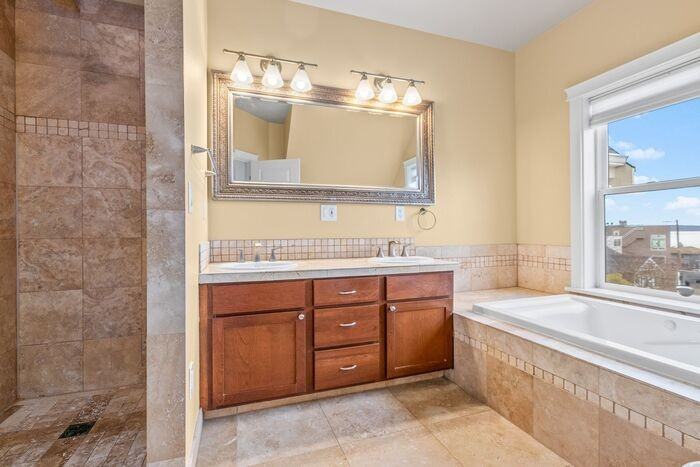 3968 59th Ave Sw - Photo 4 of 50