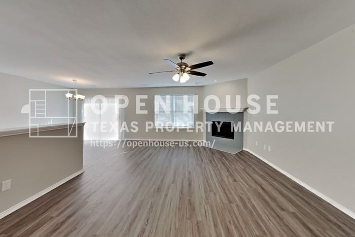 6060 Blazing Star Dr - Photo 5 of 20