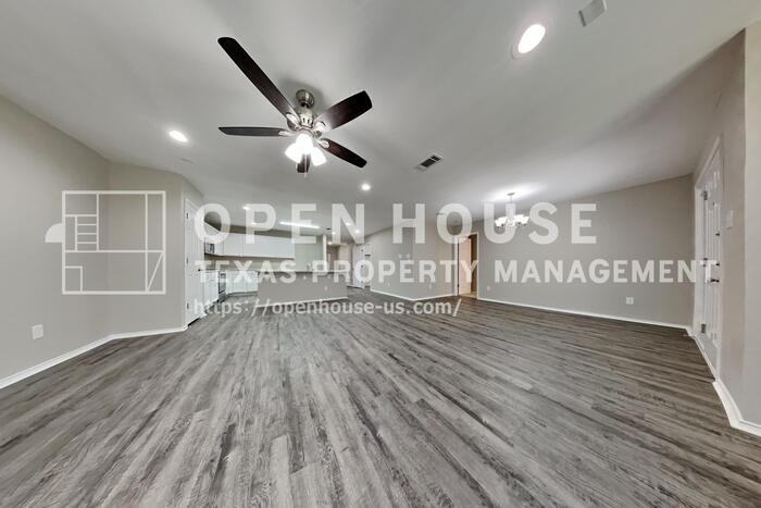 1403 Mammoth Cave Dr - Photo 6 of 23