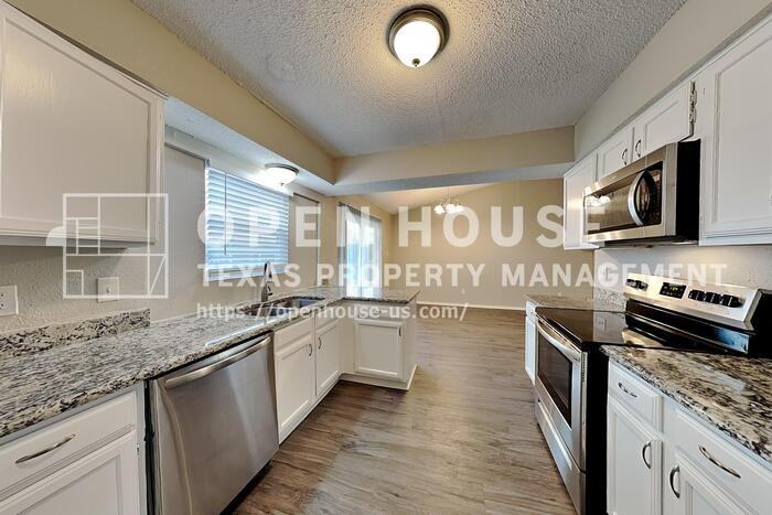 5109 Grady Ct - Photo 7 of 21